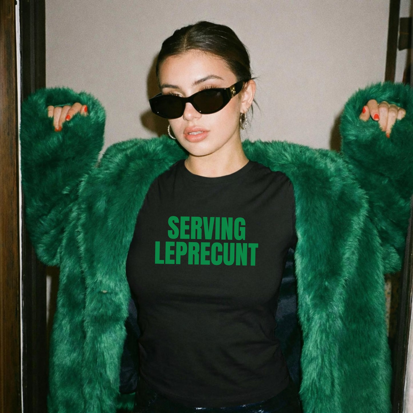 Serving Leprecunt